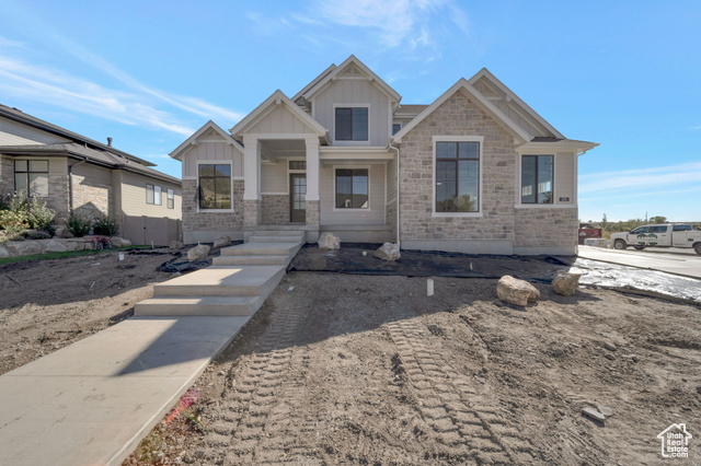 695 W HIDDEN FARM DR, Farmington UT 84025