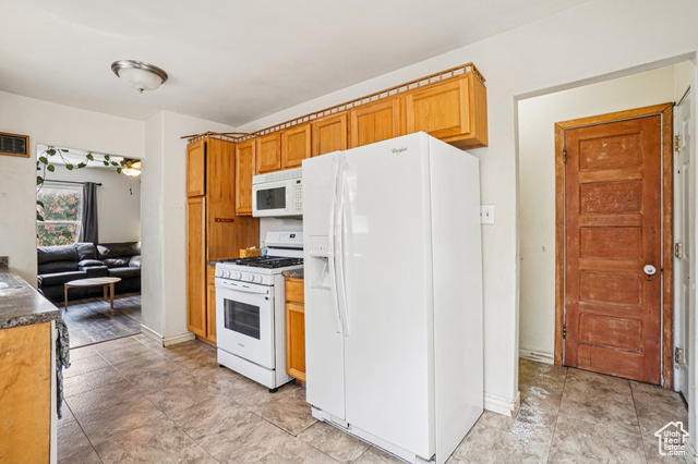 Photo 9 for MLS #2113560 at 561 S Jeremy St