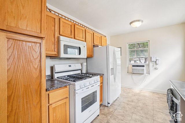 Photo 8 for MLS #2113560 at 561 S Jeremy St
