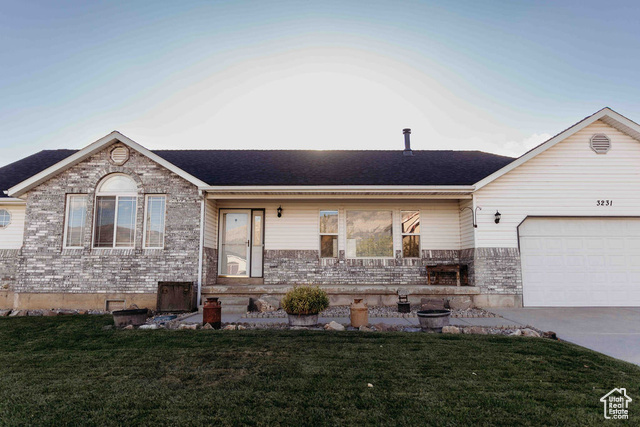 Photo 2 for MLS #2113569 at 3231 N Pelican Dr