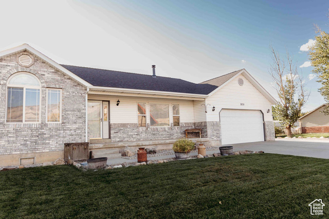 Photo 3 for MLS #2113569 at 3231 N Pelican Dr