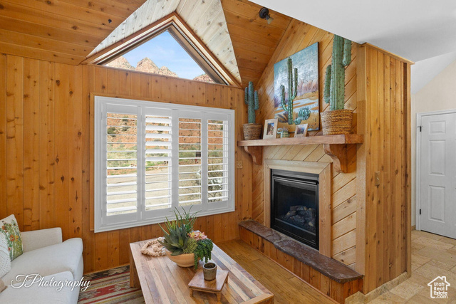 Photo 9 for MLS #2113579 at 88 Stone Mtn #201-D