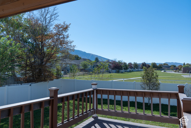 Photo 29 for MLS #2113582 at 1124 E Sleepy Hollow Ln