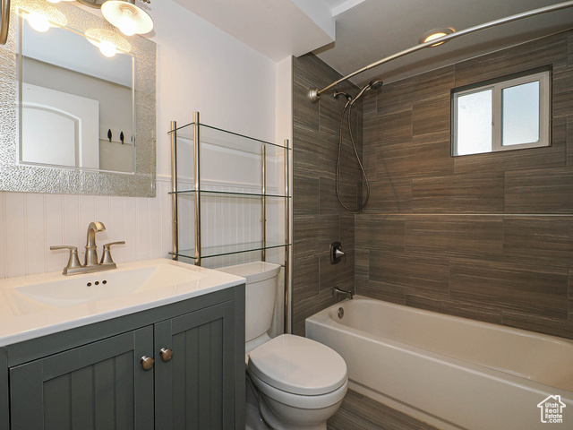 Photo 22 for MLS #2113582 at 1124 E Sleepy Hollow Ln