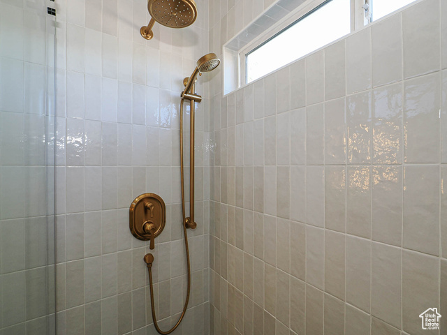 Photo 80 for MLS #2113594 at 572 E Autumn Hollow Ct