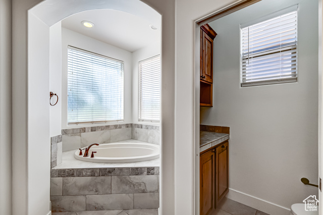 Photo 16 for MLS #2113608 at 761 W North Links Dr