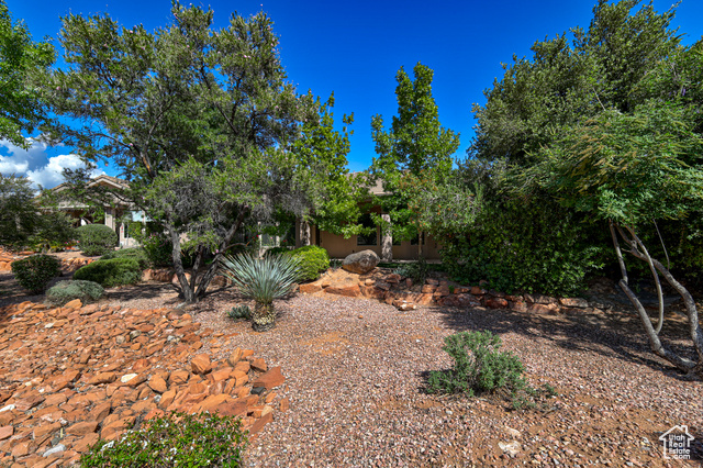 Photo 35 for MLS #2113608 at 761 W North Links Dr