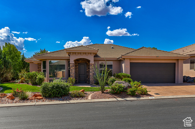 Photo 38 for MLS #2113608 at 761 W North Links Dr