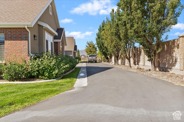 Photo 4 for MLS #2113619 at 1204 S 50 East #1