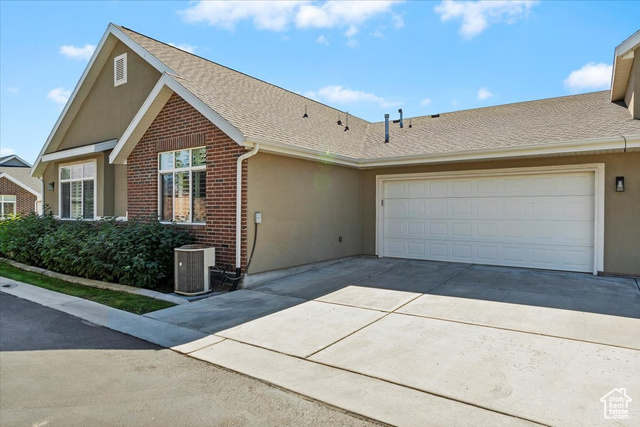 Photo 5 for MLS #2113619 at 1204 S 50 East #1