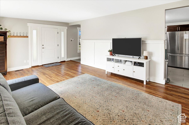 Photo 5 for MLS #2113625 at 4226 Gramercy Ave