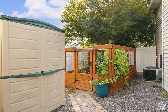 Photo 32 - 11077 S Hawkwood Dr, Sandy UT 84094