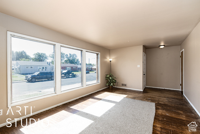 Photo 7 for MLS #2113652 at 358 W 4675 South