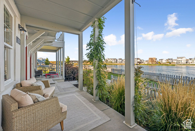 11211 S KESTREL RISE RD, South Jordan UT 84009