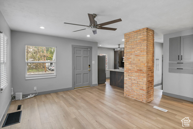 Photo 10 for MLS #2113661 at 746 E Zenith Ave