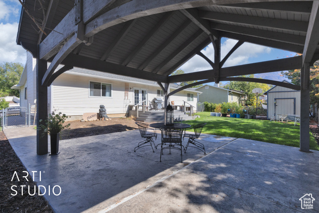 Photo 27 for MLS #2113687 at 2056 E Meadow Lark Way