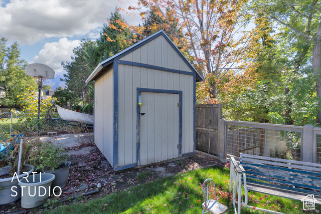 Photo 25 for MLS #2113687 at 2056 E Meadow Lark Way