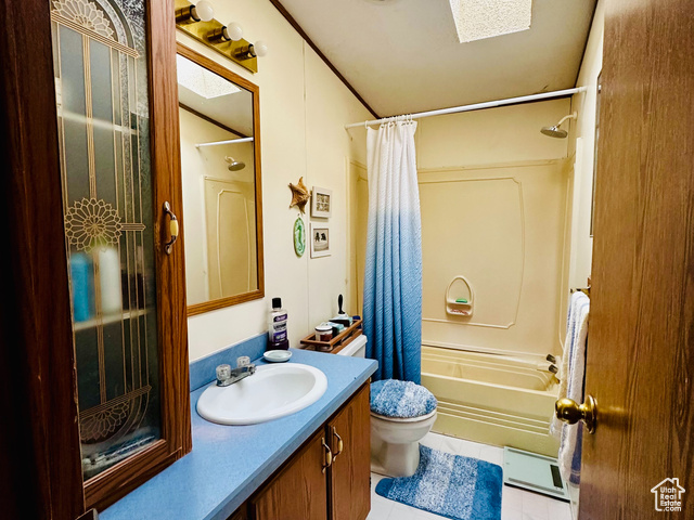 Photo 9 for MLS #2113697 at 82 N Powell Dr #77