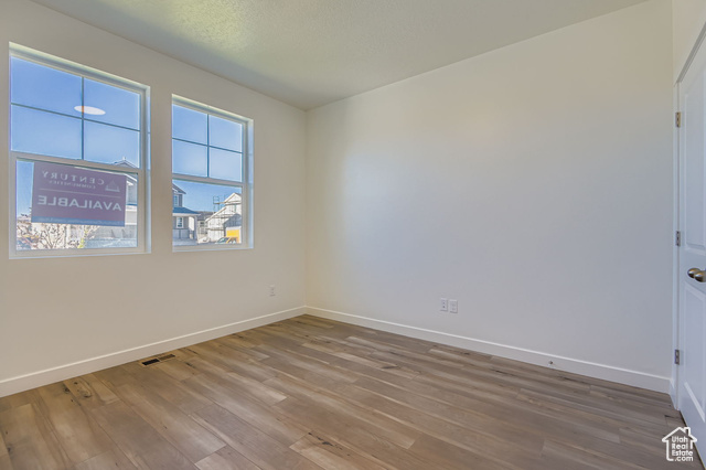 Photo 9 for MLS #2113703 at 182 E Clear Granite Way