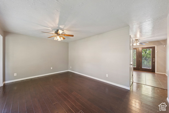 Photo 3 for MLS #2113704 at 5678 S Maplewood Dr