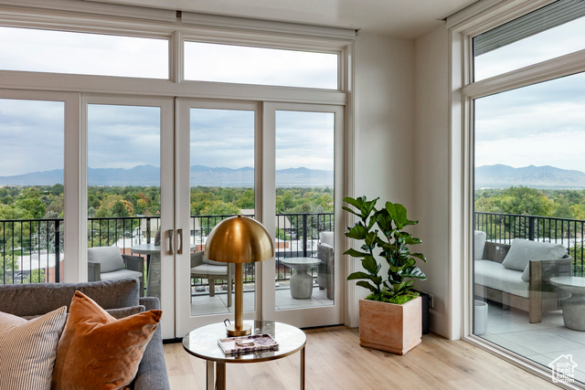 Photo 5 for MLS #2113718 at 1920 E Rodeo Dr #508