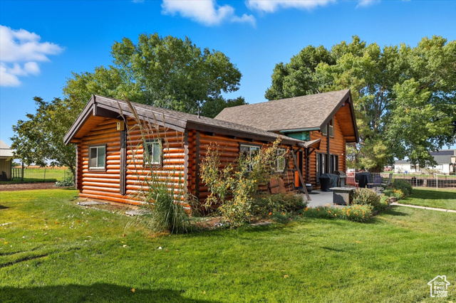 Photo 3 for MLS #2113722 at 8185 N 4600 West
