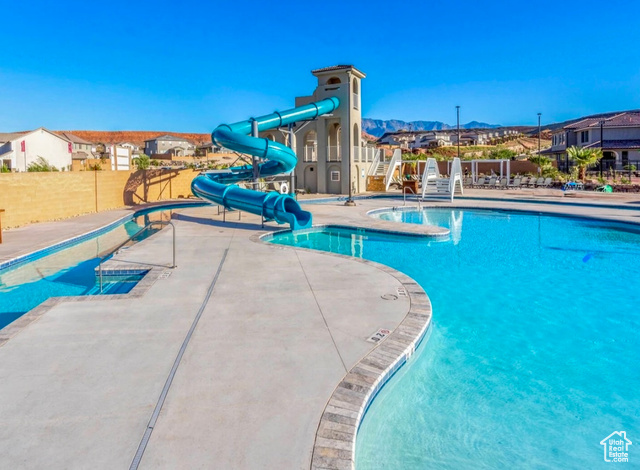 Photo 38 for MLS #2113723 at 2323 E Escondido Dr