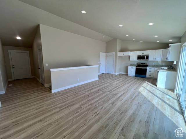 Photo 4 for MLS #2113724 at 2322 E Yellow Blossom St