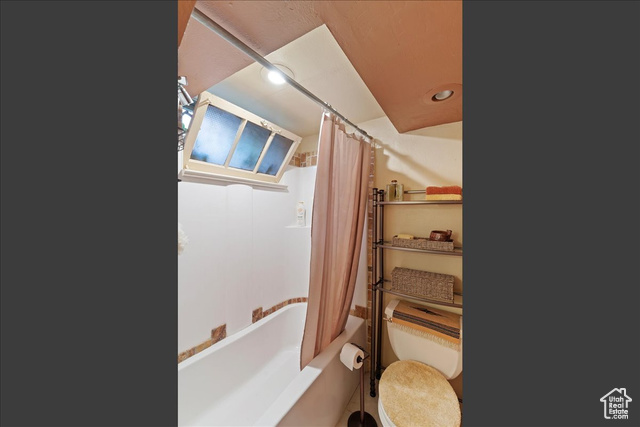 Photo 18 for MLS #2113734 at 1315 E Walcott St