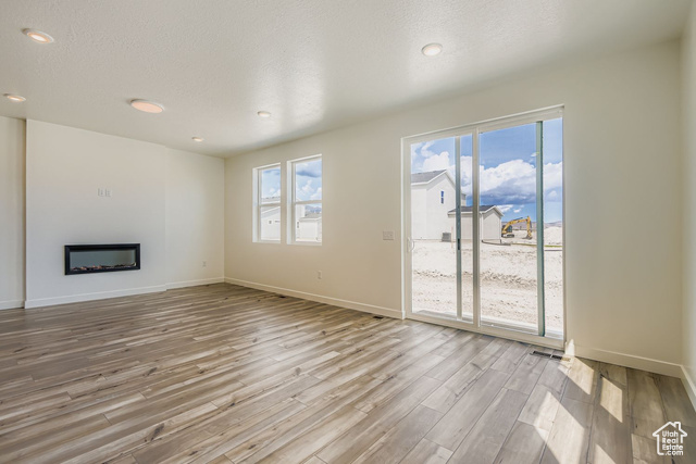 Photo 7 for MLS #2113745 at 205 E Clear Granite Way
