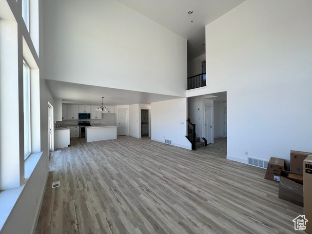 Photo 4 for MLS #2113759 at 2287 E Marigold Dr