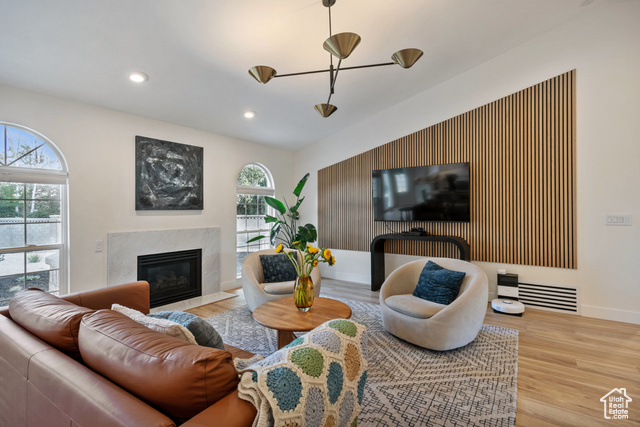 Photo 8 for MLS #2113772 at 1583 W Heather Downs Cir