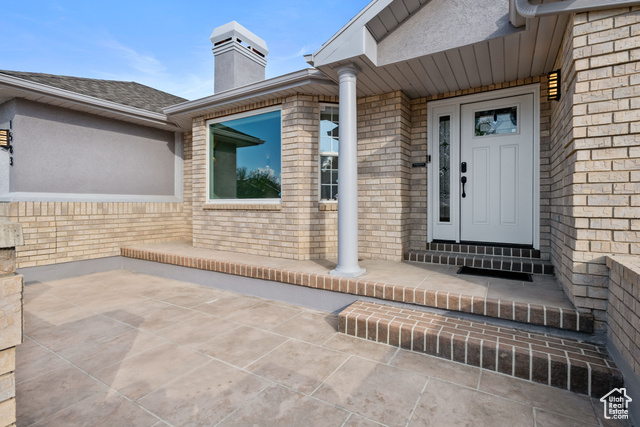 Photo 4 for MLS #2113772 at 1583 W Heather Downs Cir