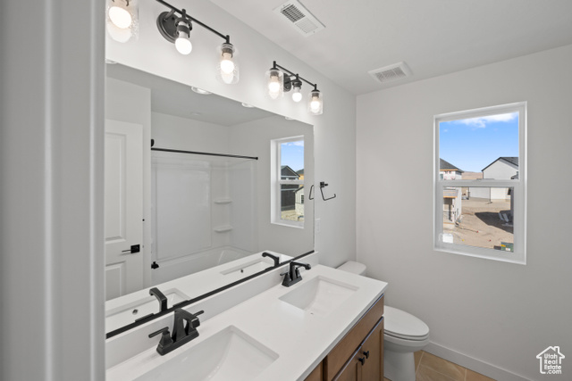Photo 25 for MLS #2113797 at 5443 N Cliffrose Dr #637