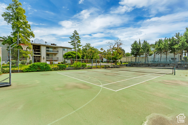 Photo 25 for MLS #2113817 at 1697 E Woodbridge Dr #4