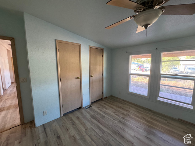 Photo 11 for MLS #2113830 at 1414 E Huntcreek Dr