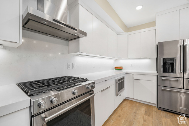 Photo 8 for MLS #2113839 at 2240 E Laney Ave #302