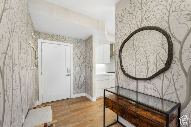 Photo 2 for MLS #2113839 at 2240 E Laney Ave #302