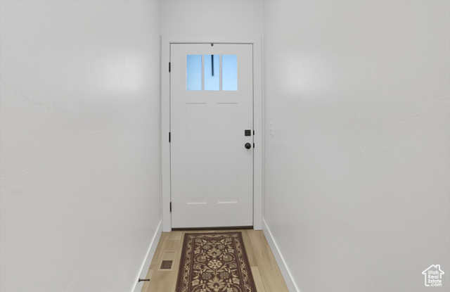 Photo 3 for MLS #2113846 at 813 S 380 East