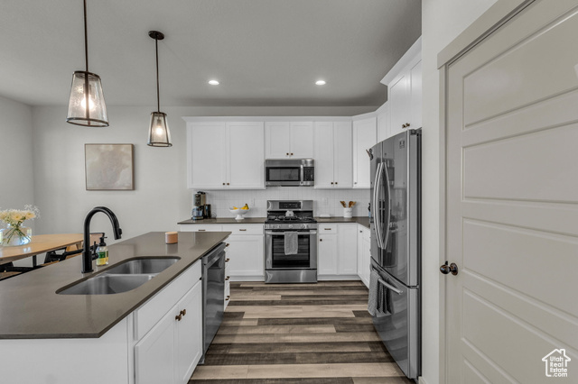 Photo 7 for MLS #2113852 at 5829 W Lake Ave