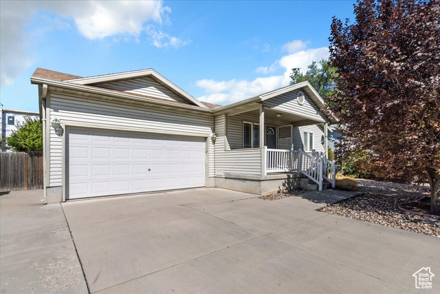 Photo 2 for MLS #2113857 at 938 W 1400 South