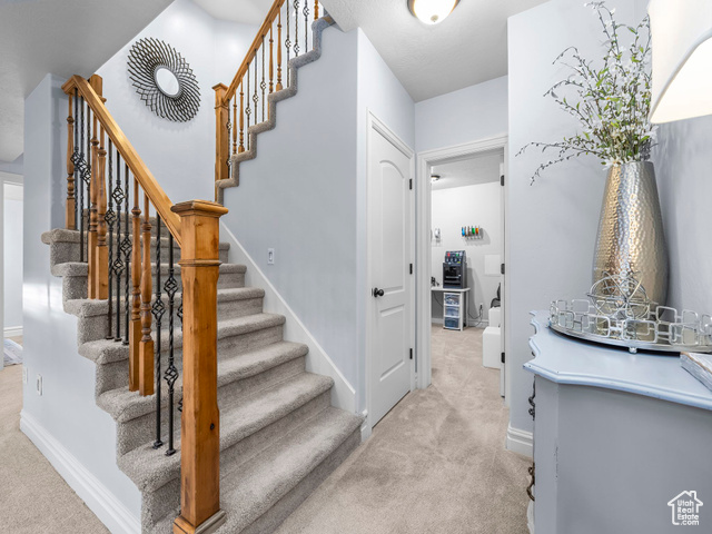 Photo 14 for MLS #2113860 at 901 N Lakota Rd