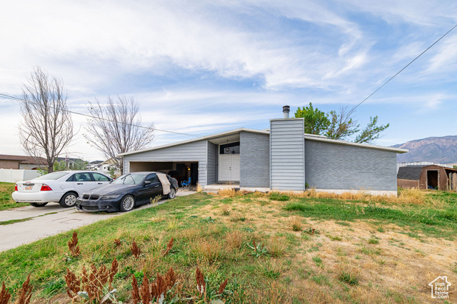 Photo 4 for MLS #2113877 at 3806 W 2600 North