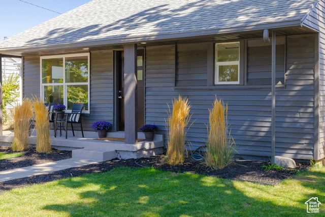 Photo 4 for MLS #2113887 at 1021 S Pueblo St