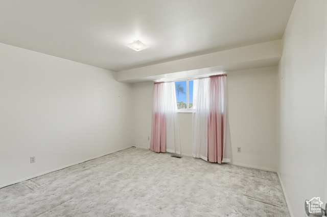 Photo 14 for MLS #2113889 at 551 Colonial St