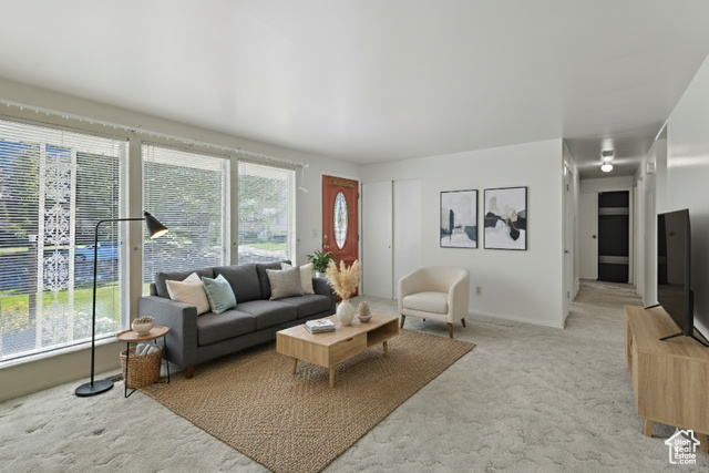 Photo 5 for MLS #2113889 at 551 Colonial St