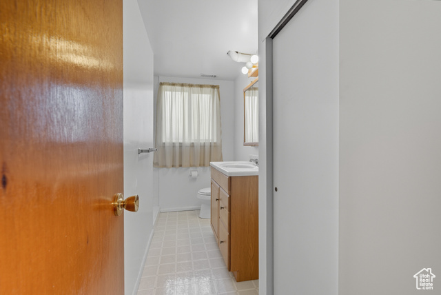 Photo 21 for MLS #2113889 at 551 Colonial St