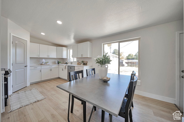 Photo 8 for MLS #2113896 at 1998 W Theckston Rd