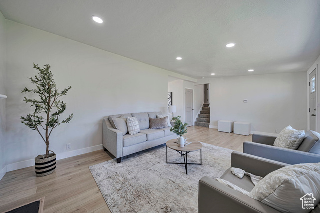 Photo 12 for MLS #2113896 at 1998 W Theckston Rd