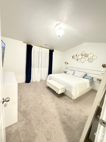 Photo 15 for MLS #2113901 at 1118 N Freeman Dr